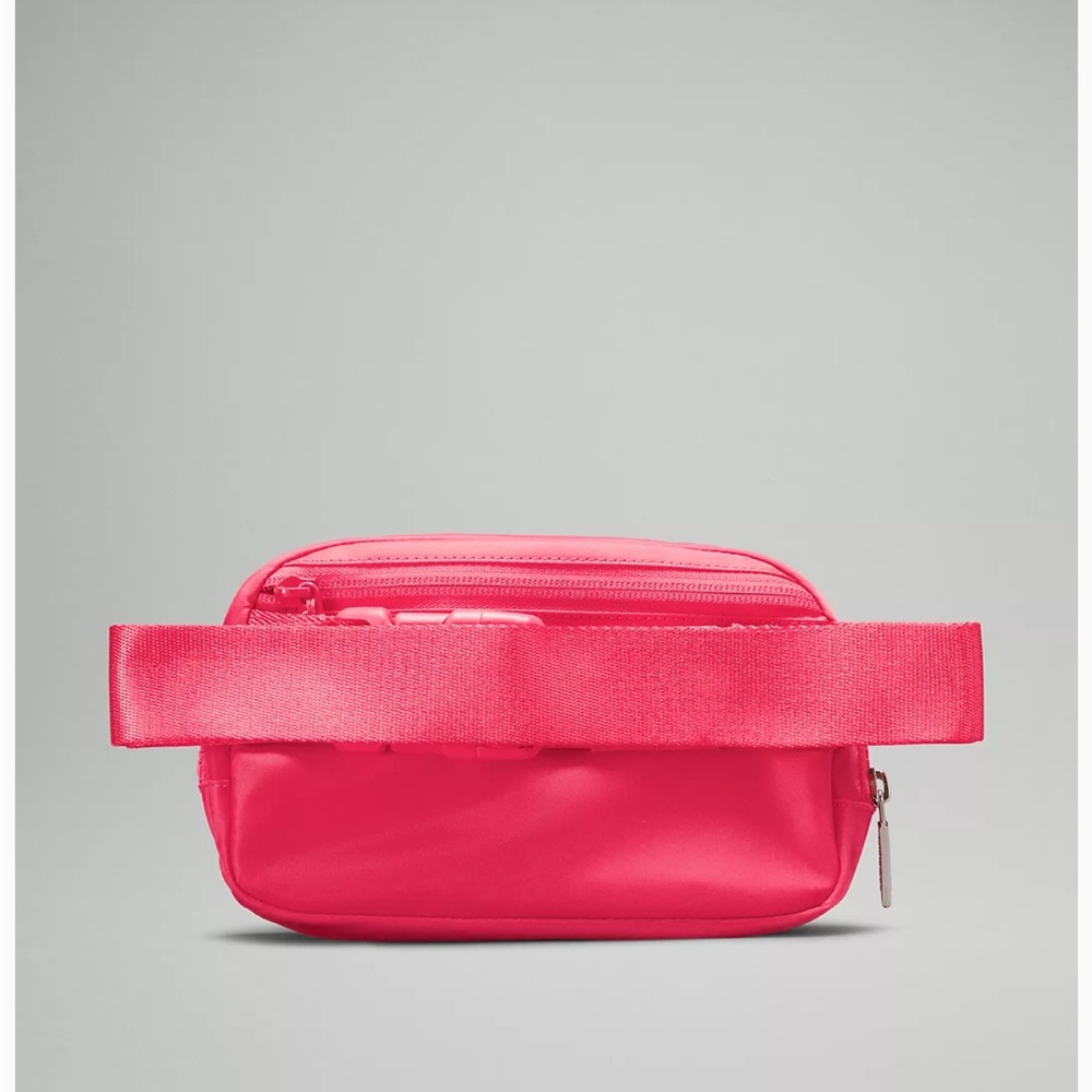 lululemon Pink Everywhere Belt Bag 1L Versatile Water-Repellent Fabric - Picture 9 of 10